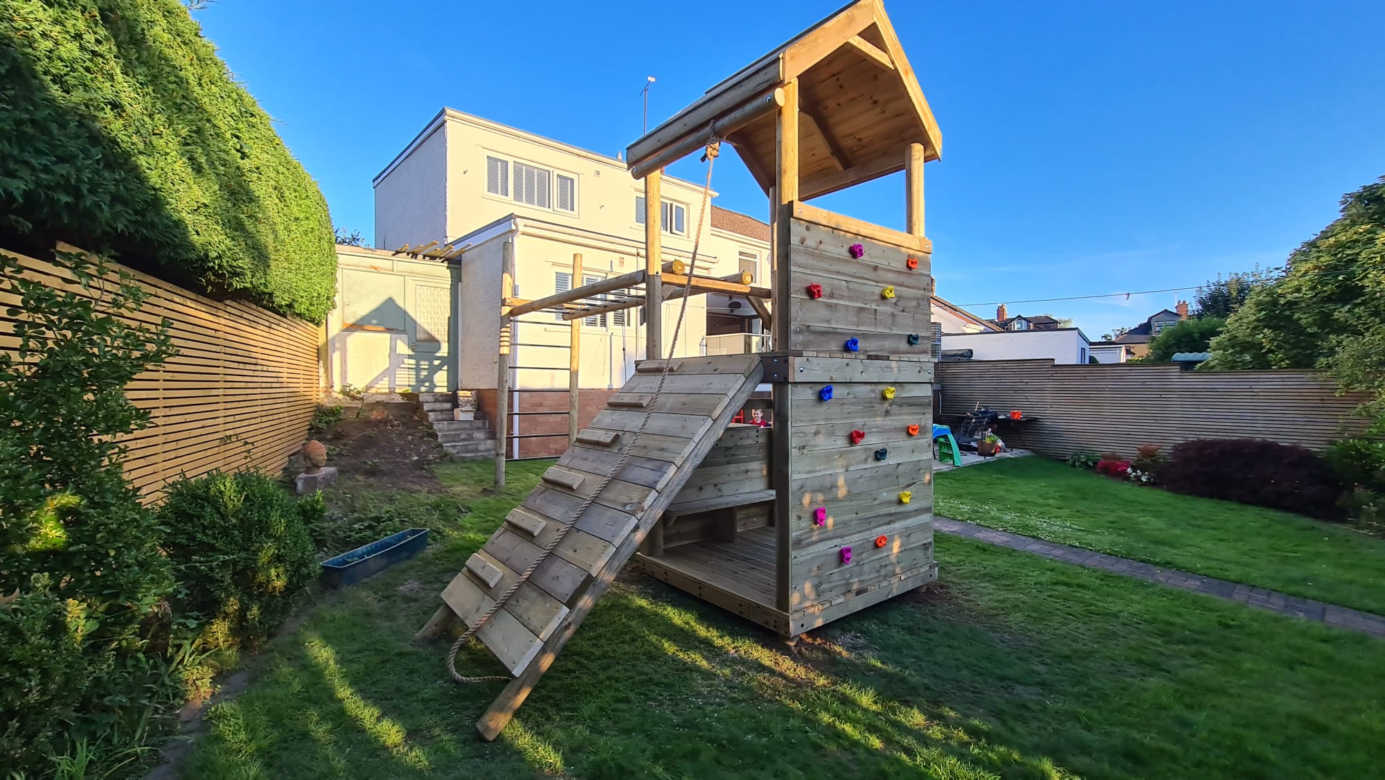 Cardiff – Home Play Frame